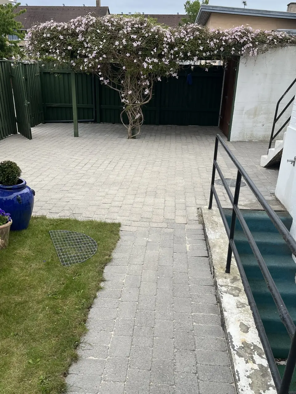 Samme flisegang efter fliserens